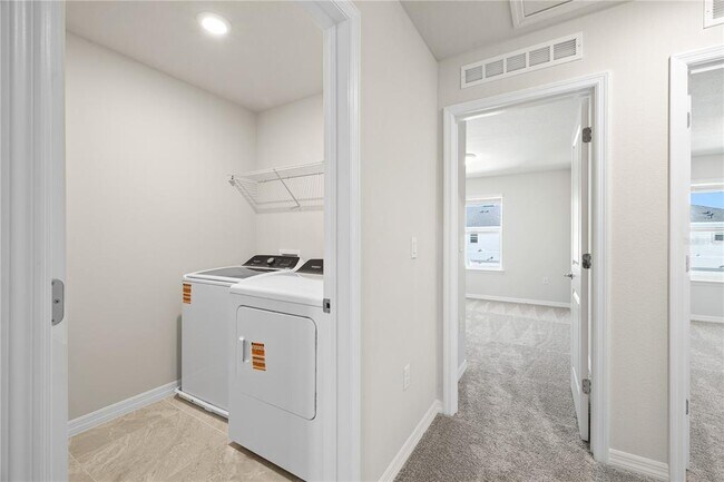 Building Photo - 6373 Breeze Filled Ln