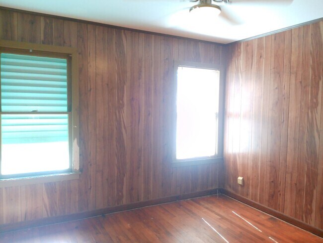 Building Photo - 4322 Fir St
