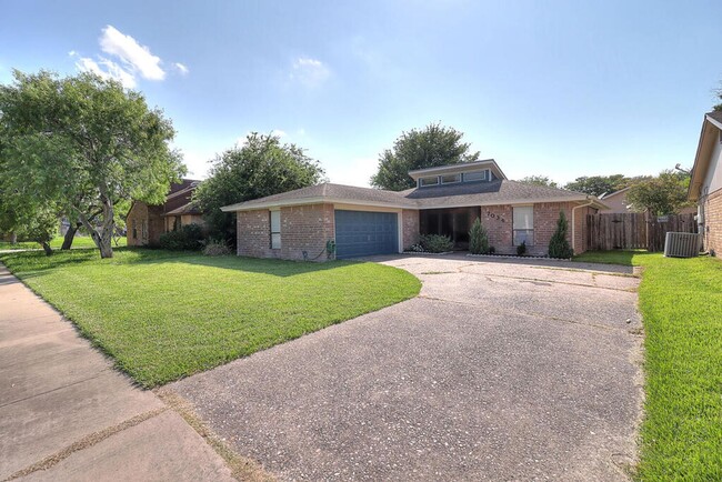 Primary Photo - 7034 Powderhorn Ct