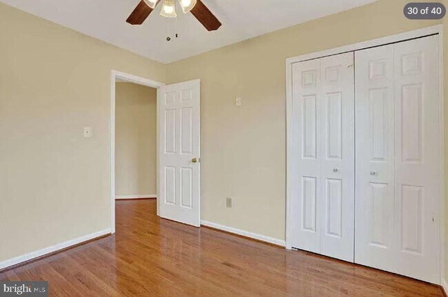 Building Photo - 7427 Salford Ct
