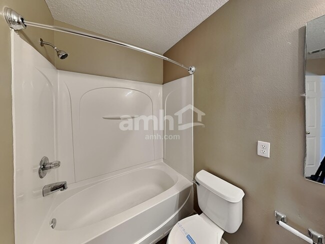 Building Photo - 309 Verdi St