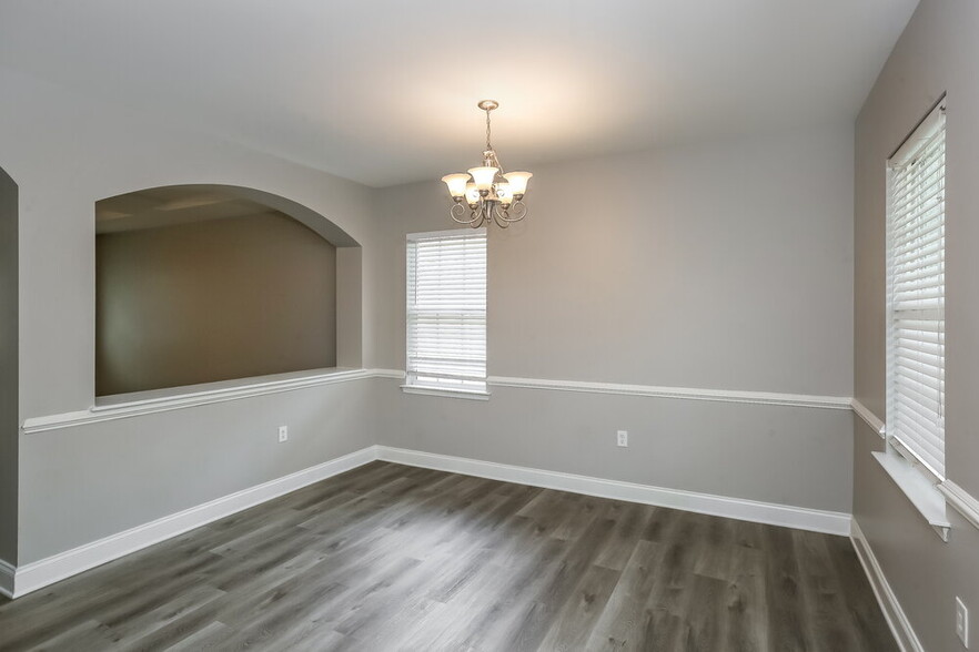 Building Photo - 4346 Clymer Ct