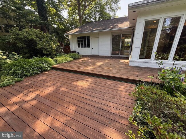 Building Photo - 6534 Jay Miller Dr
