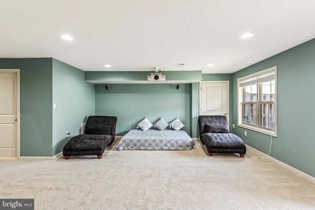 Building Photo - 23638 Sailfish Square