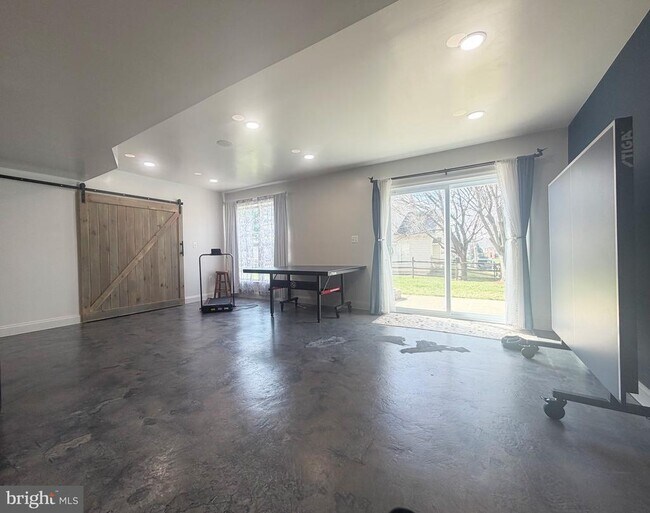 Building Photo - 1703 Aldin Ct