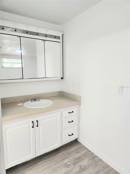 Building Photo - 11631 Seminole Dr