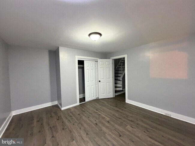 Building Photo - 144 Washington St