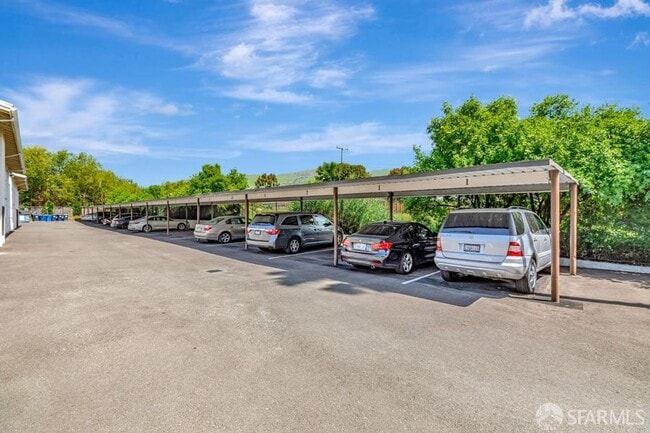 Building Photo - 46728 Crawford St