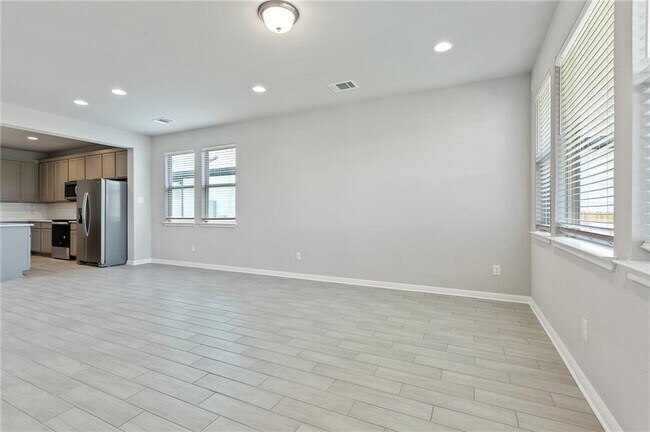 Building Photo - 121 Unforgiven Ln