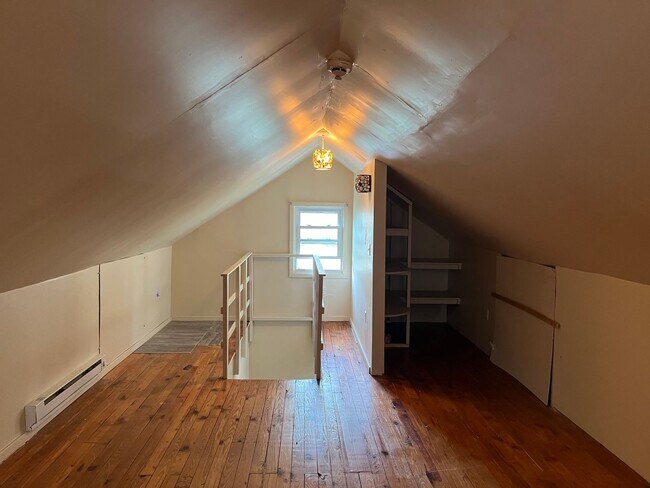 Building Photo - 112 W Highland Ave