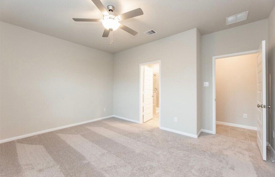 Building Photo - 1315 Gorman Ln