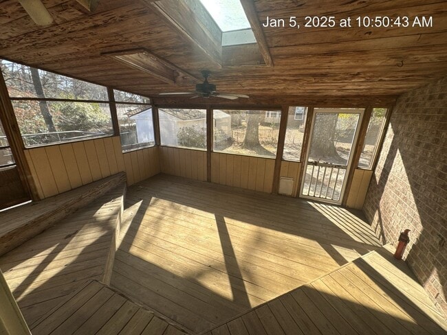 Building Photo - 203 Bayfield Loop
