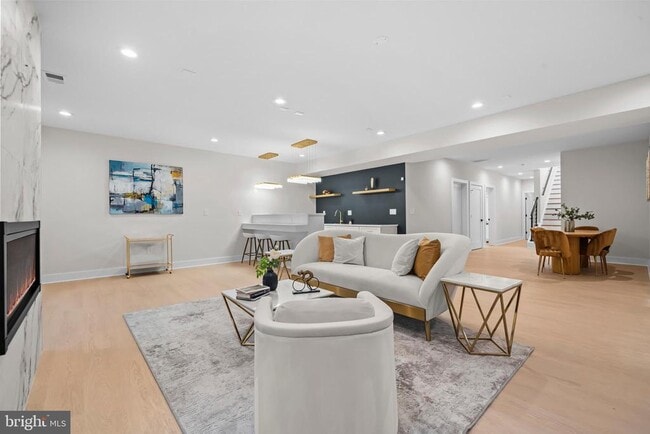 Building Photo - 4246 15th St N