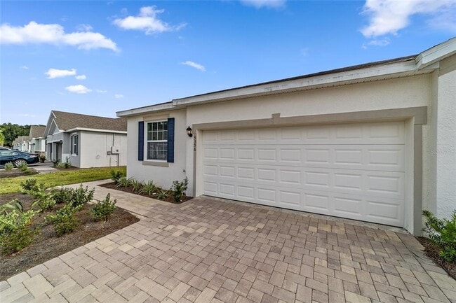 Building Photo - 5358 NW 48th Pl