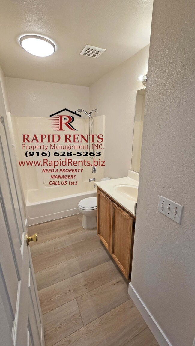 Building Photo - 8477 Ceonothus Ct