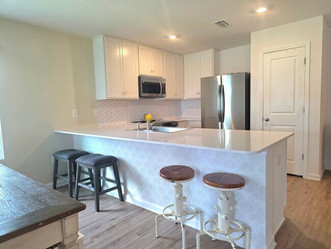 Building Photo - 4639 Carlstrom Ln