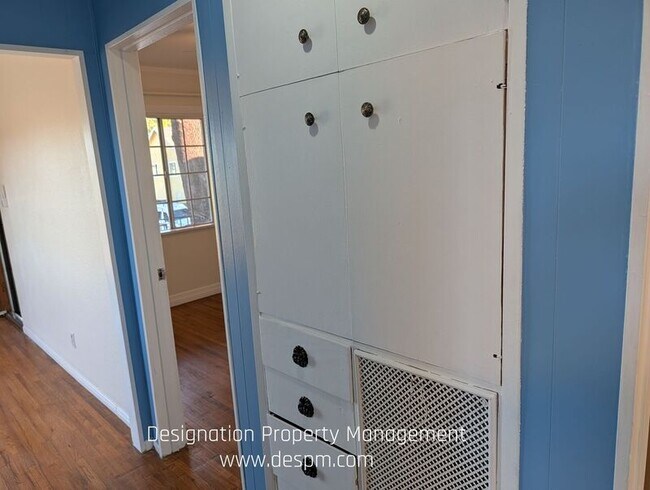 Building Photo - 6208-6212 Roy St