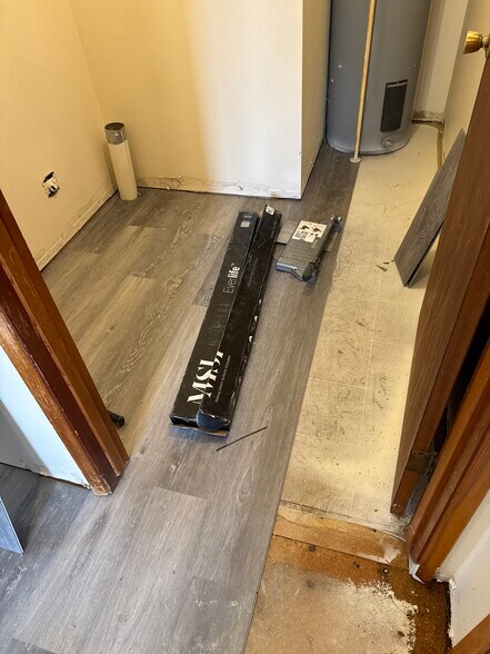 Building Photo - 1337 SW Foundry St