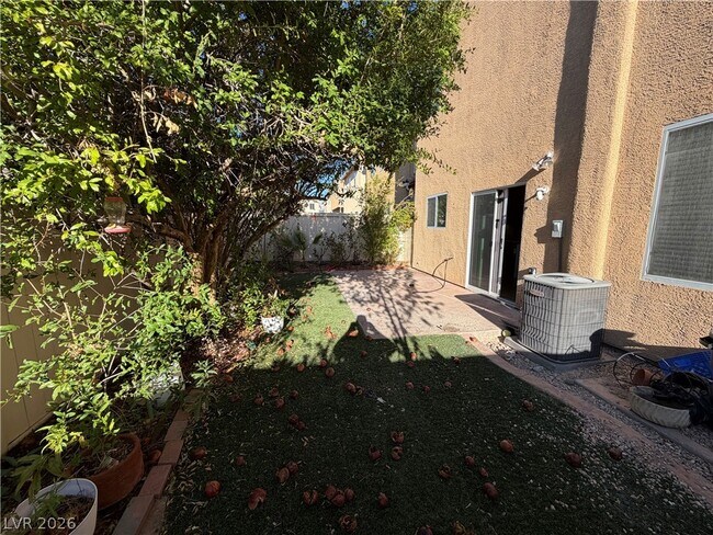 Building Photo - 8435 Lucero Ave