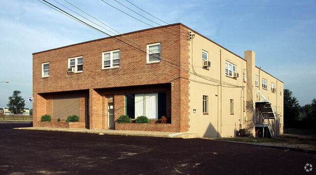 Primary Photo - 879 12th St