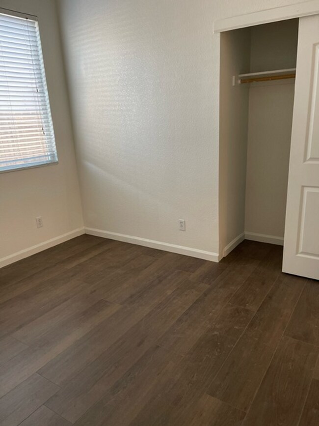 Building Photo - Back On the Rental Market And Ready To Go ...