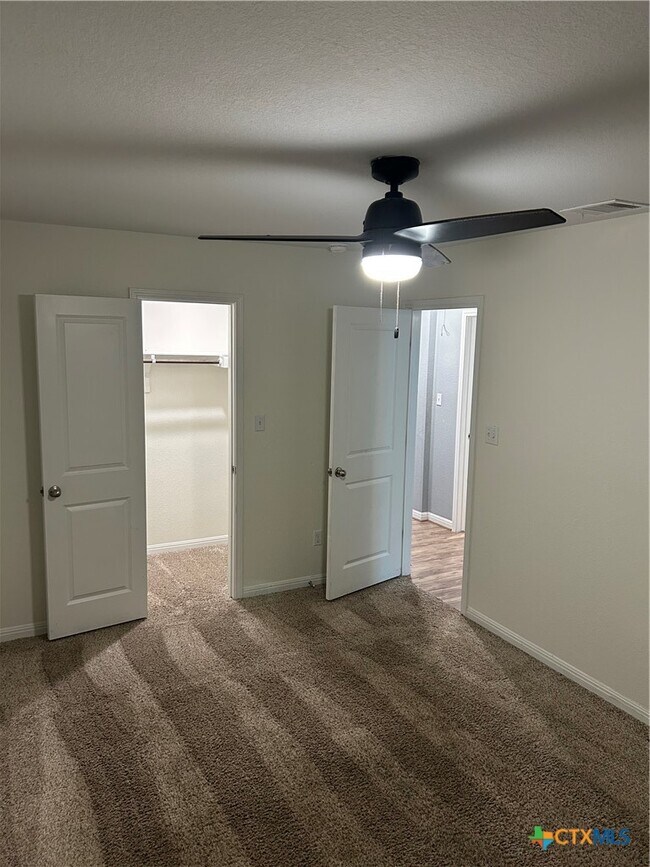 Building Photo - 6045 Teodoro Bend