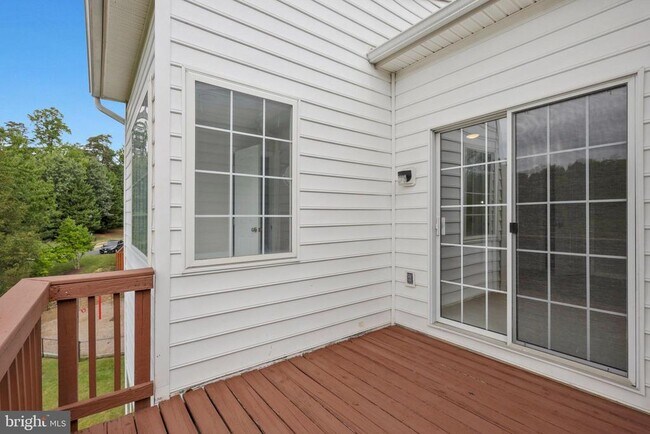 Building Photo - 5270 Kestrel Crossing Dr