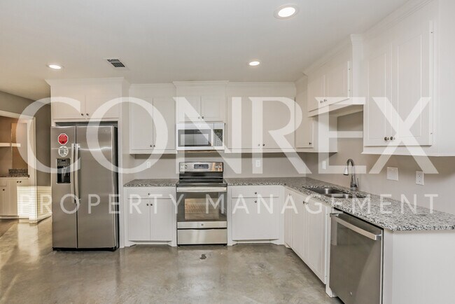 Building Photo - Stunning New Construction Home in Pearl!