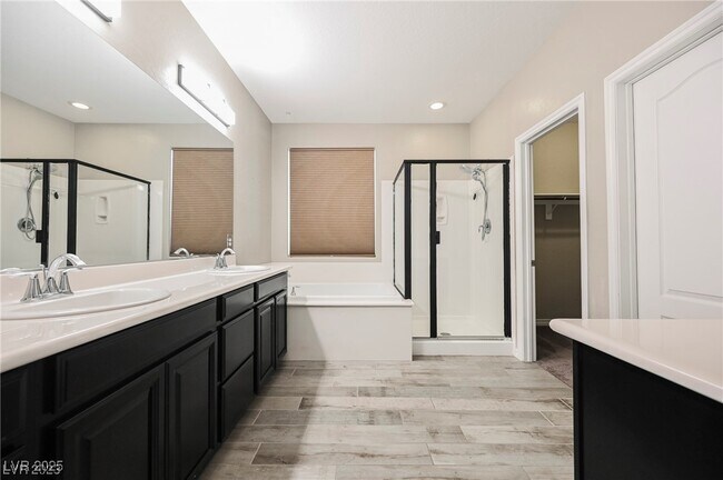 Building Photo - 3392 Satori Ct