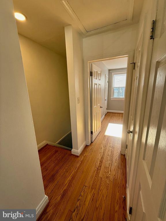 Building Photo - 3613 Parkdale Ave