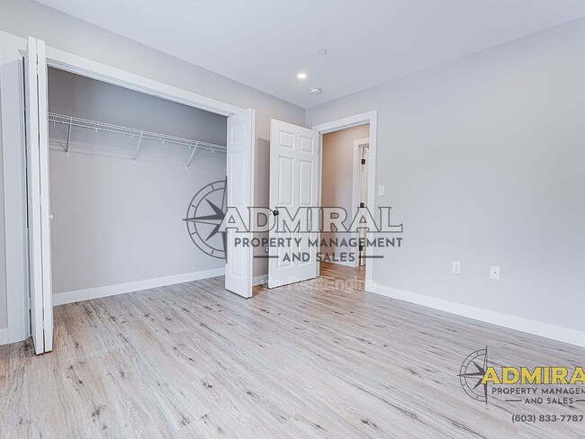 Building Photo - 3 Strafford Rd