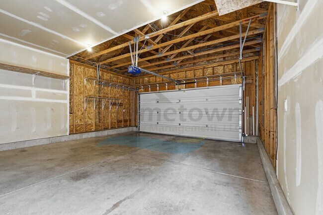 Building Photo - 5163 E Portside Ct