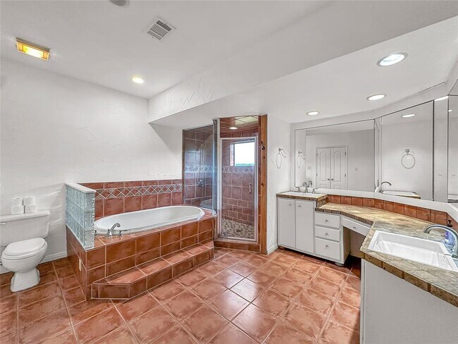 Building Photo - 10108 Talleyran Dr
