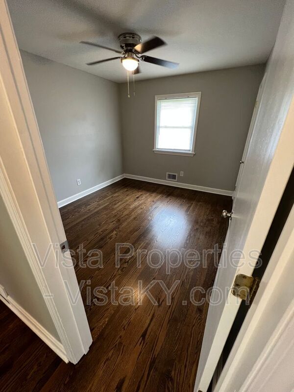 Building Photo - 2512 Accasia Dr
