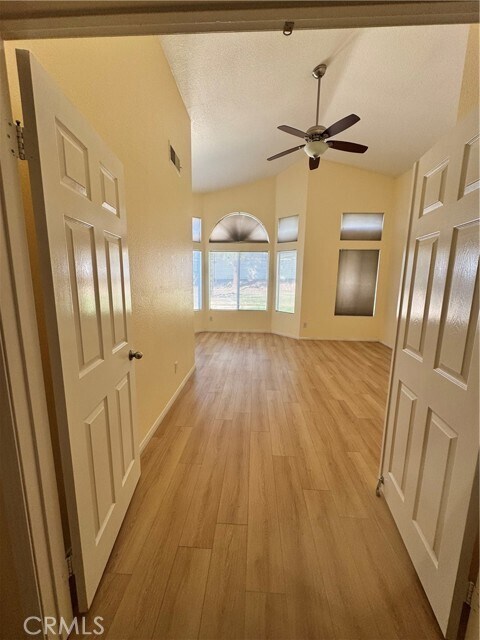 Building Photo - 24563 Westhaven Ct