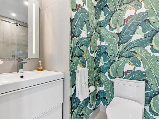 Building Photo - 60 SW 13th St