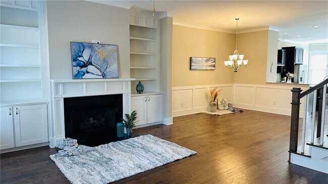 Building Photo - 2418 Gatebury Cir