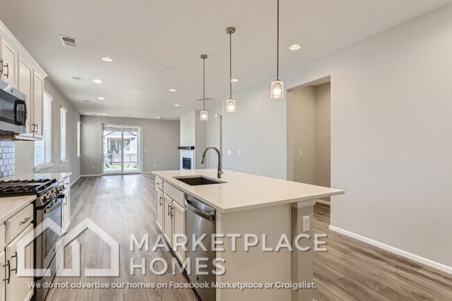 Building Photo - 27003 E Archer Ave