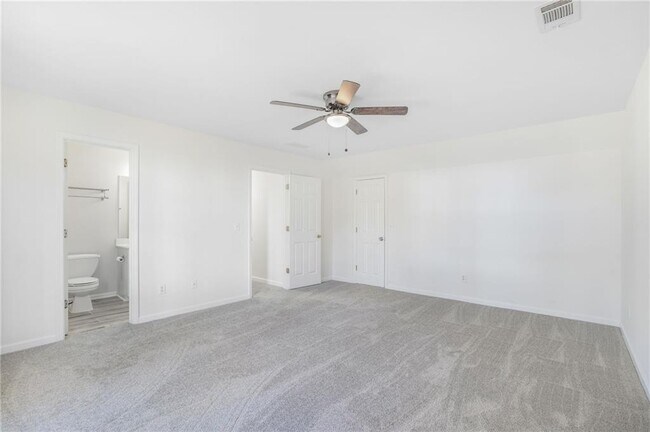 Building Photo - 812 Pinder Point Ct