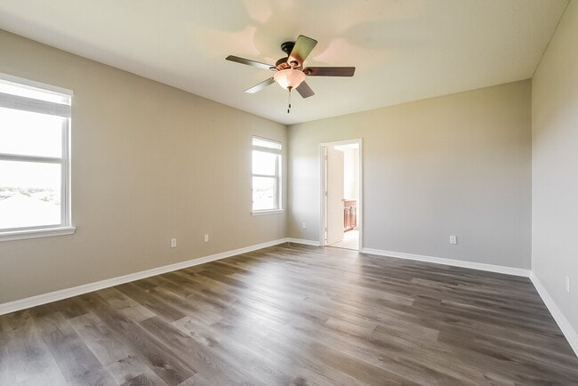 Building Photo - 194 Compass Rose Dr