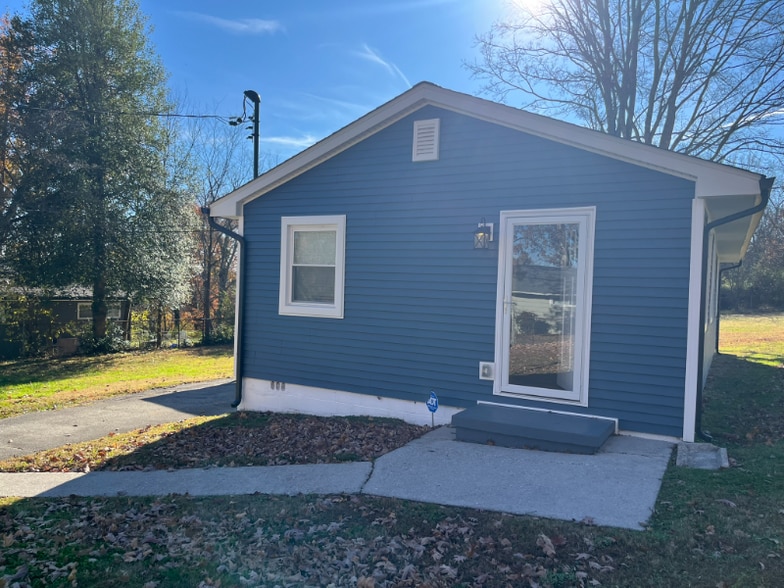 Building Photo - 5509 5th St