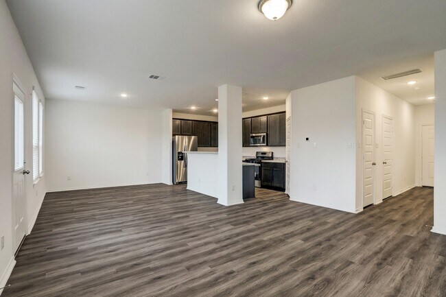 Building Photo - 16754 Rover Ln