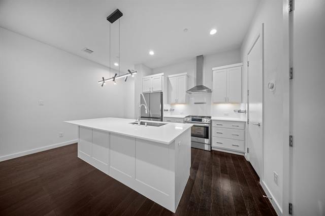 Building Photo - 4626 Munger Ave