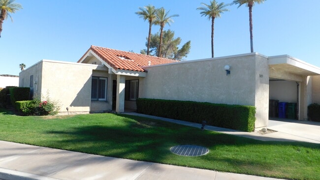 Building Photo - 74193 Santa Rosa Cir