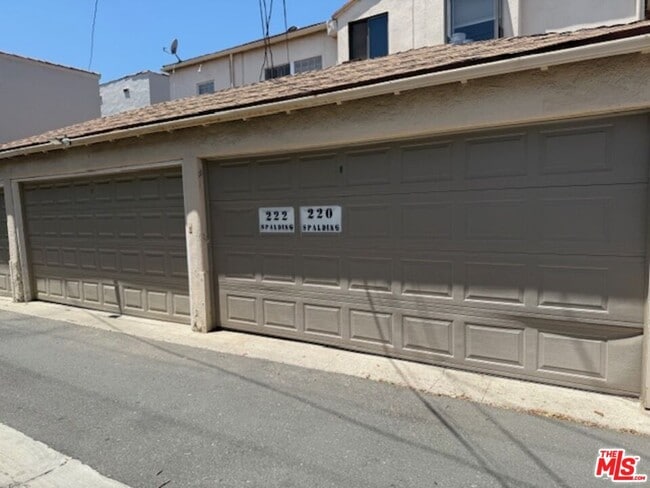 Building Photo - 222 S Spalding Dr