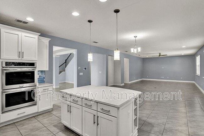 Building Photo - 12436 Jovana Rd