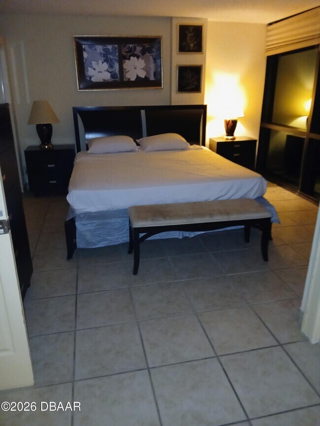 Building Photo - 1909 S Atlantic Ave