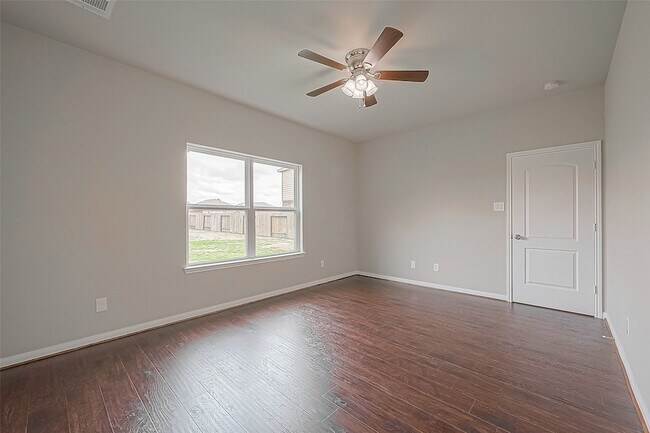 Building Photo - 20630 Stout Dr