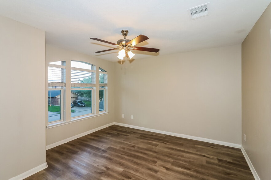 Building Photo - 13118 Majestic Pl Ct