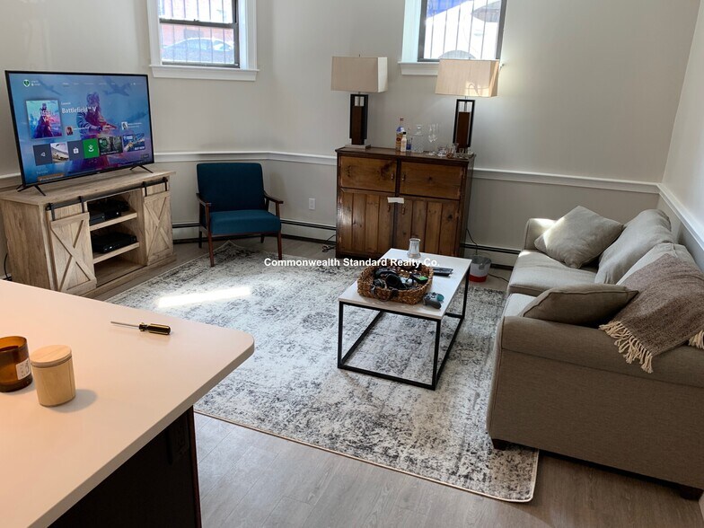 Building Photo - 1340 Commonwealth Ave